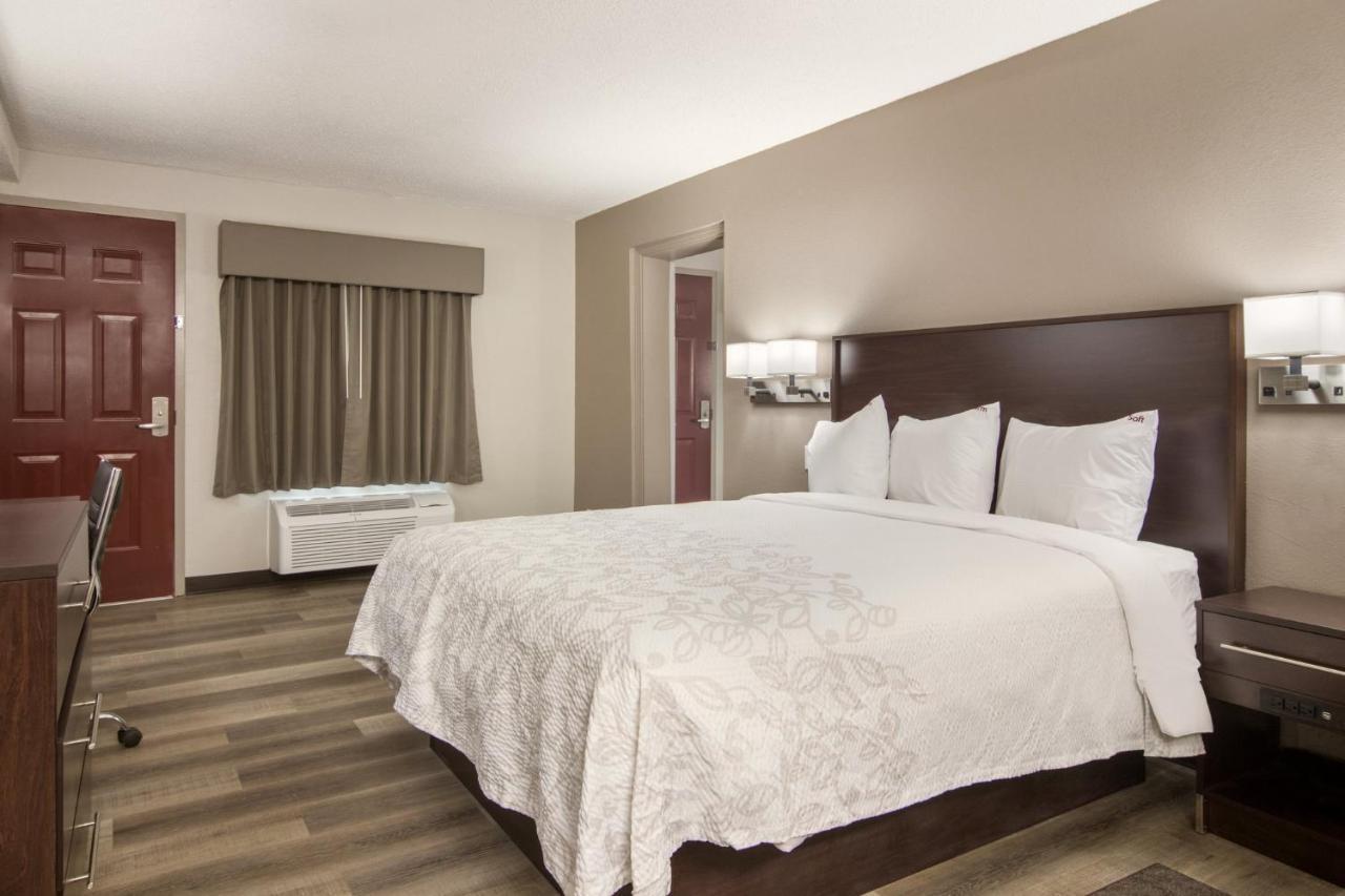 Red Roof Inn Plus & Suites อีรี ภายนอก รูปภาพ